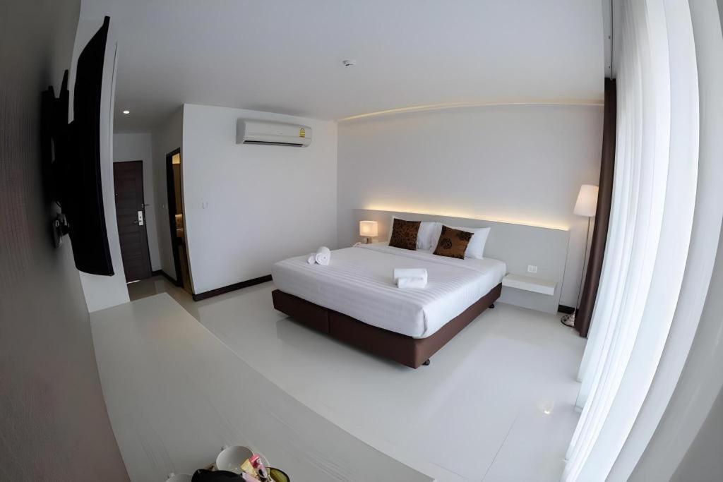 Chaisaeng Villa Sing Buri Exterior photo